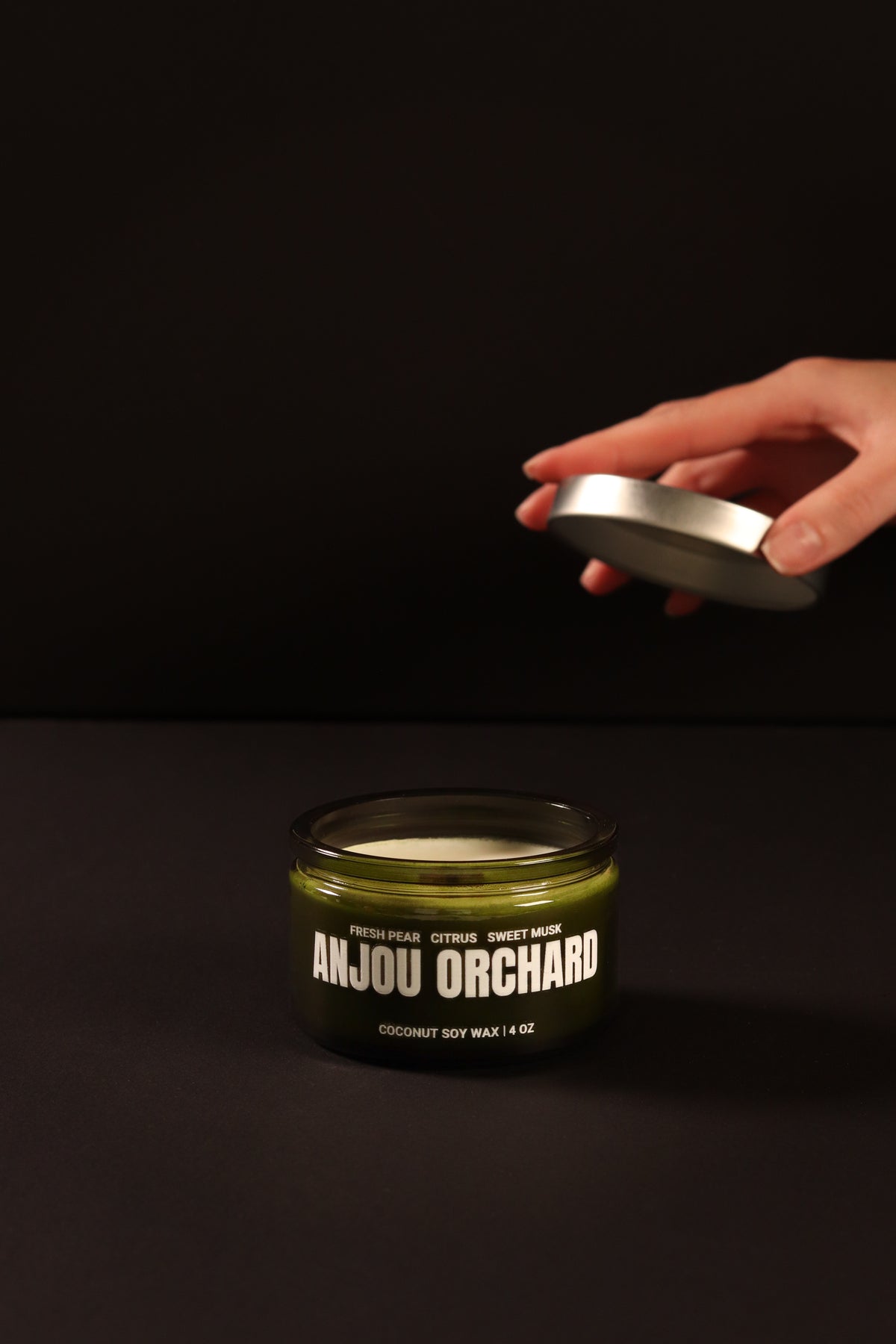 ANJOU ORCHARD Candle